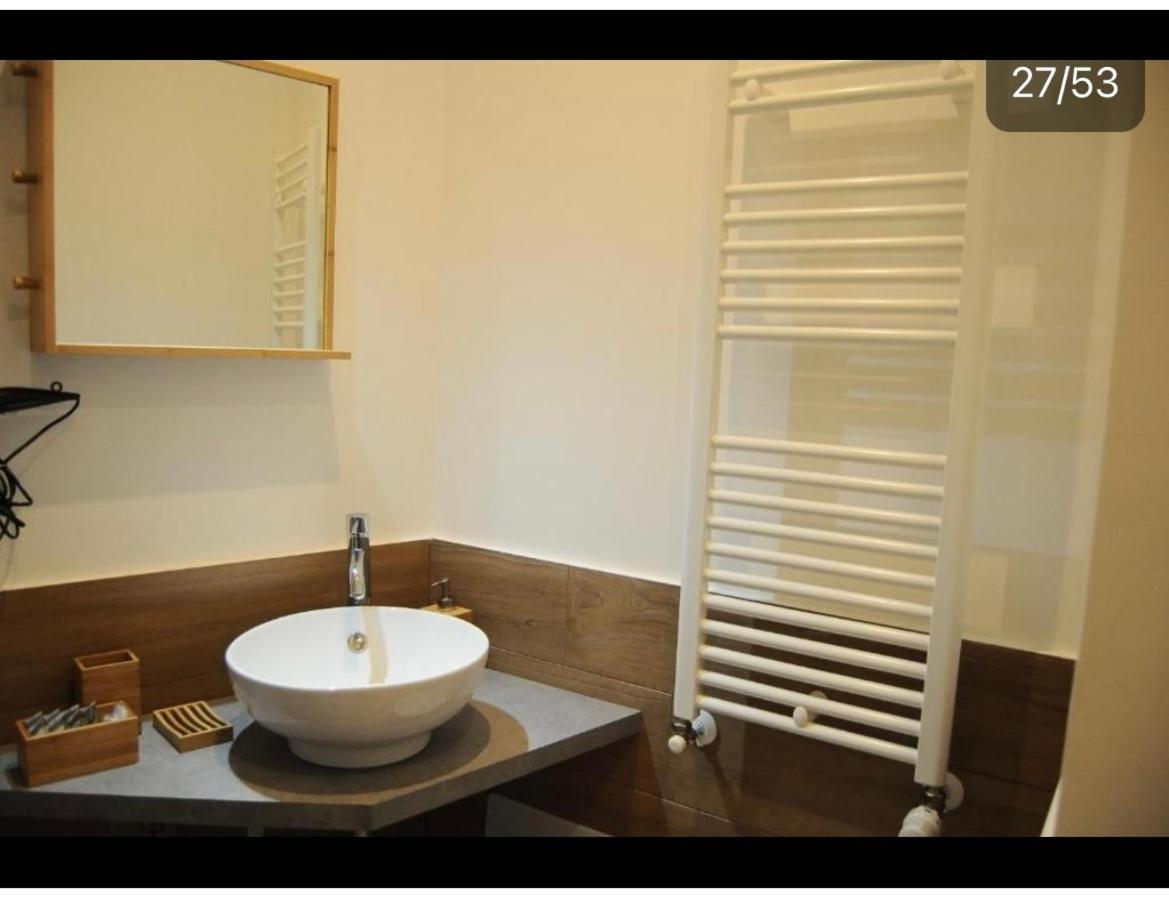 The Corner 180 Suite Cosenza Dış mekan fotoğraf